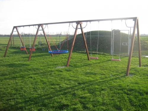 Hardhouten Schommelcombinatie 2 Schommelzitjes + 2 Peuterschommels + Vogelnest Openbaar 2 Hardhouten Schommelcombinatie 2 Schommelzitjes + 2 Peuterschommels + Vogelnest Openbaar - Afbeelding 2