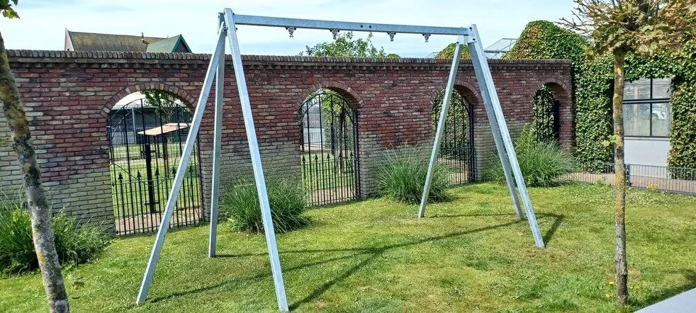 Metalen Schommel Professioneel Uitv : Gegalvaniseerd Met Poedercoating 2 Metalen Schommel Professioneel Uitv : Gegalvaniseerd Met Poedercoating - Afbeelding 2