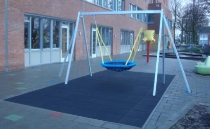 Zwaluwnest Schommel Gegalvaniseerd Professioneel Openbaar Gebruik 1 Zwaluwnest Schommel Gegalvaniseerd Professioneel Openbaar Gebruik